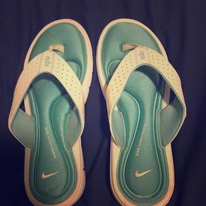 Memory Foam Nike sandals
